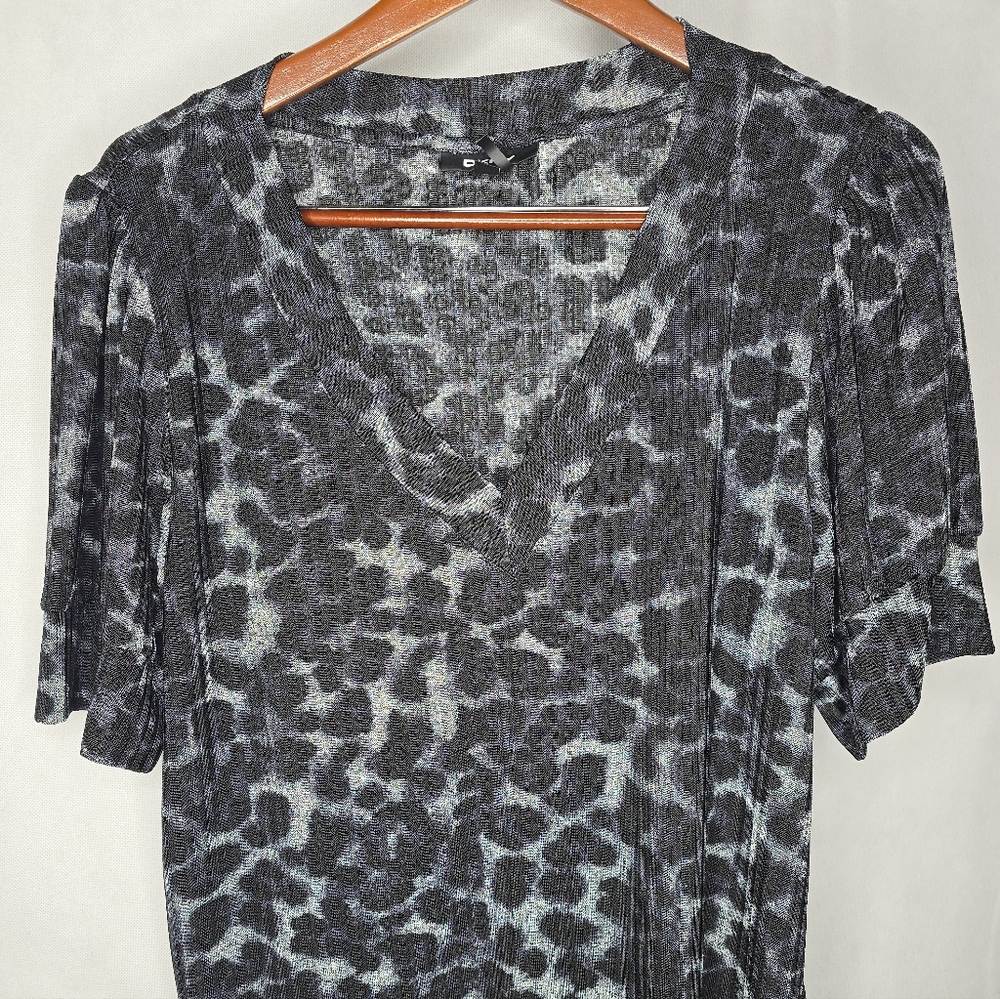 DKNY Leopard Print Top Black Gray Ribbed V-neck Short Puff Sleeve Metal Punk XL